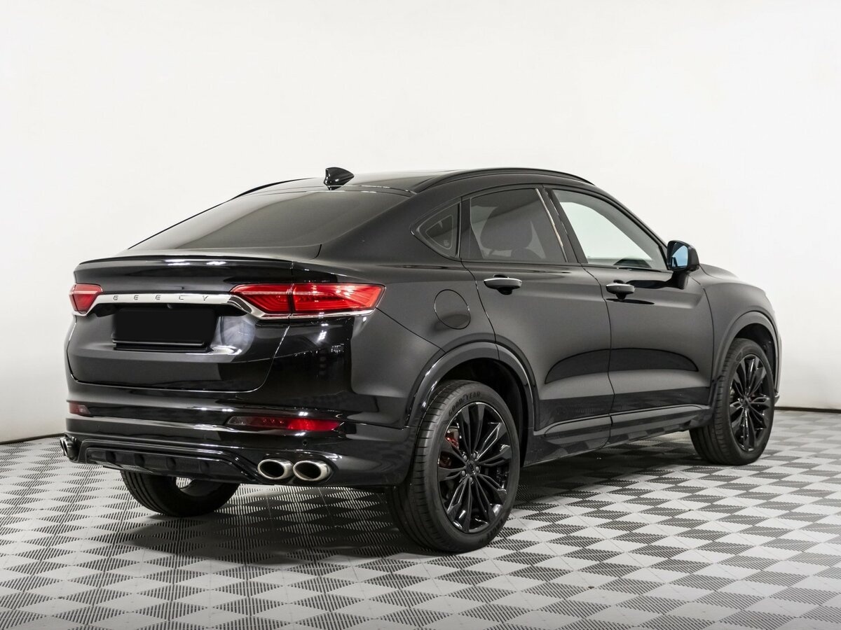 Geely Tugella с пробегом — 2023 год. Фото: #3