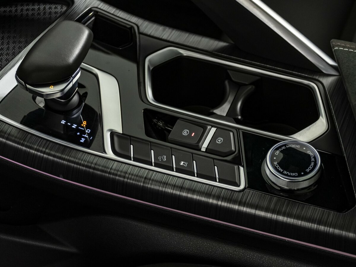 Geely Tugella с пробегом — 2023 год. Фото: #12