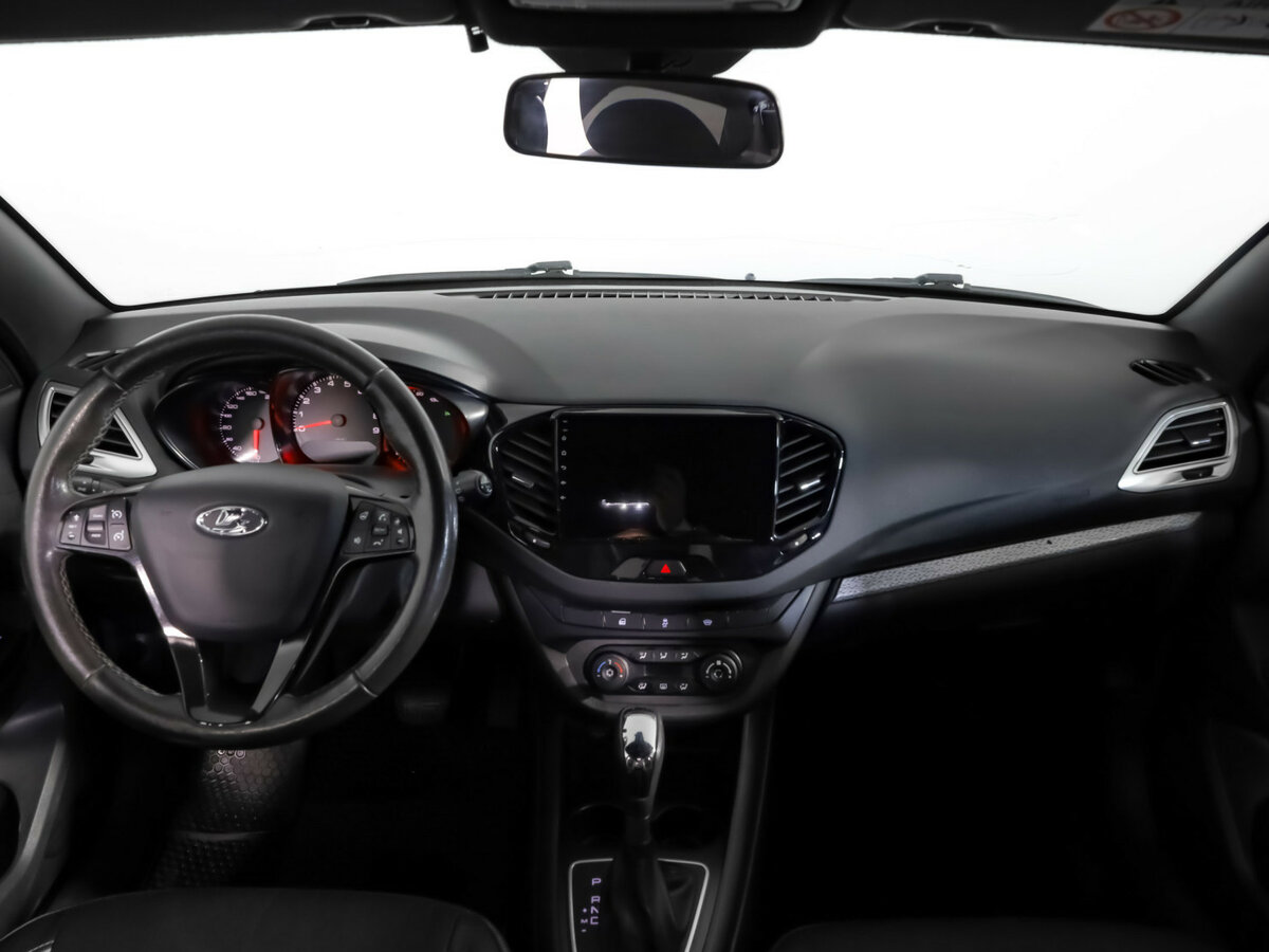 Lada (ВАЗ) Vesta с пробегом — 2021 год. Фото: #6