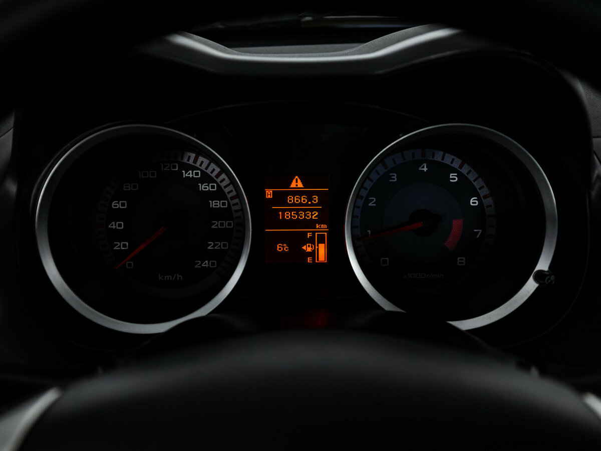 Mitsubishi Lancer с пробегом — 2008 год. Фото: #12