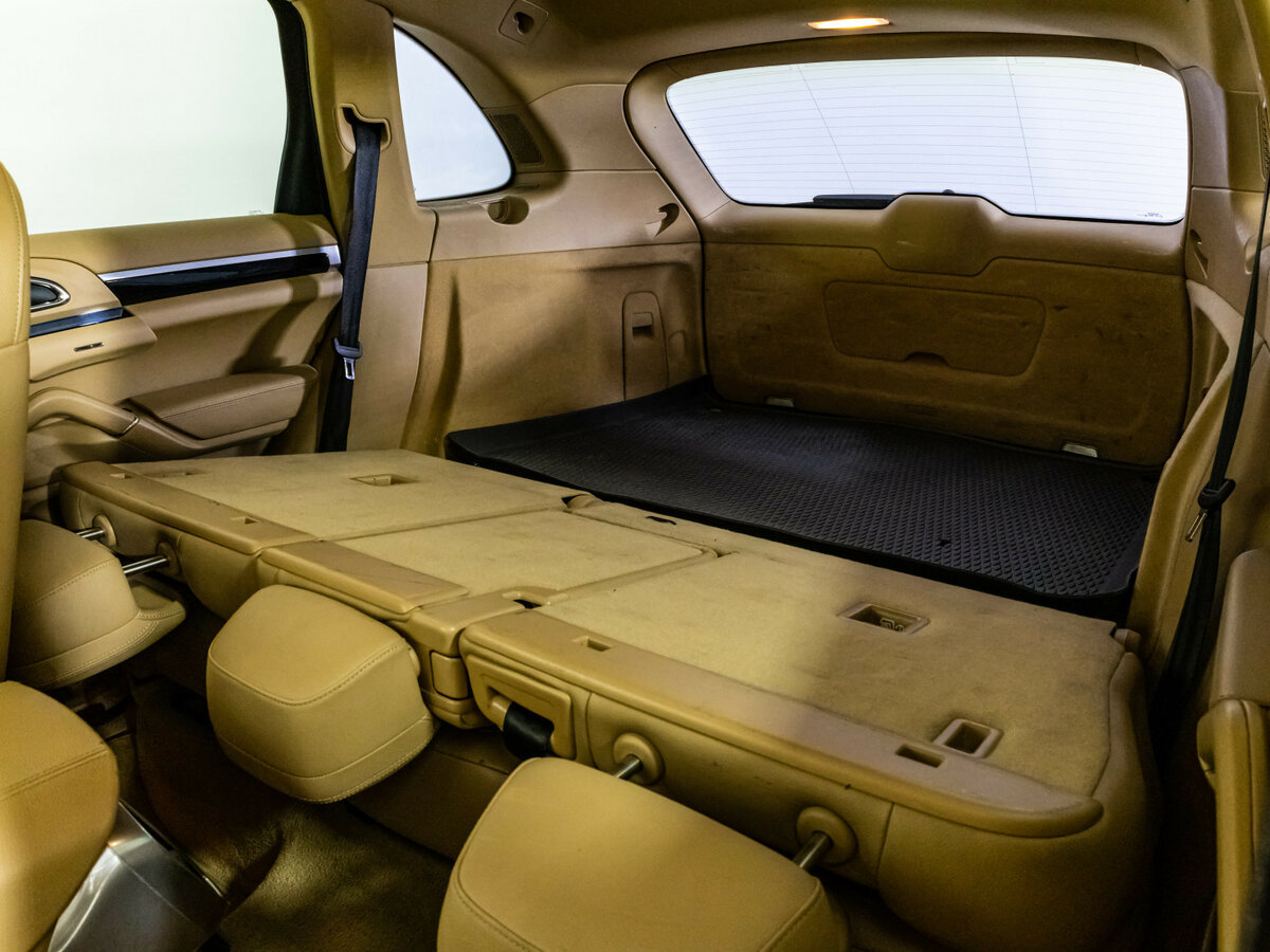 Porsche Cayenne с пробегом — 2014 год. Фото: #21