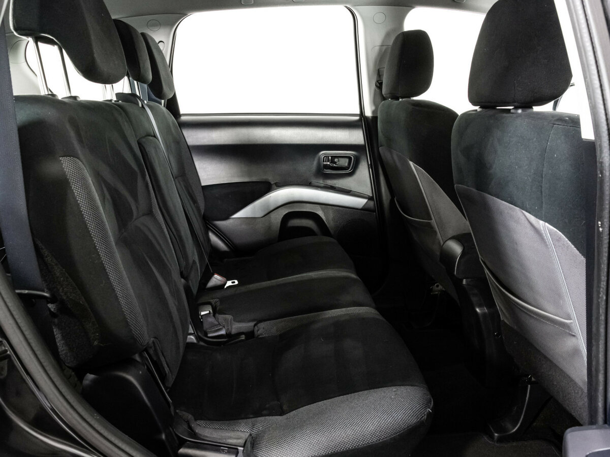Mitsubishi Outlander с пробегом — 2007 год. Фото: #11