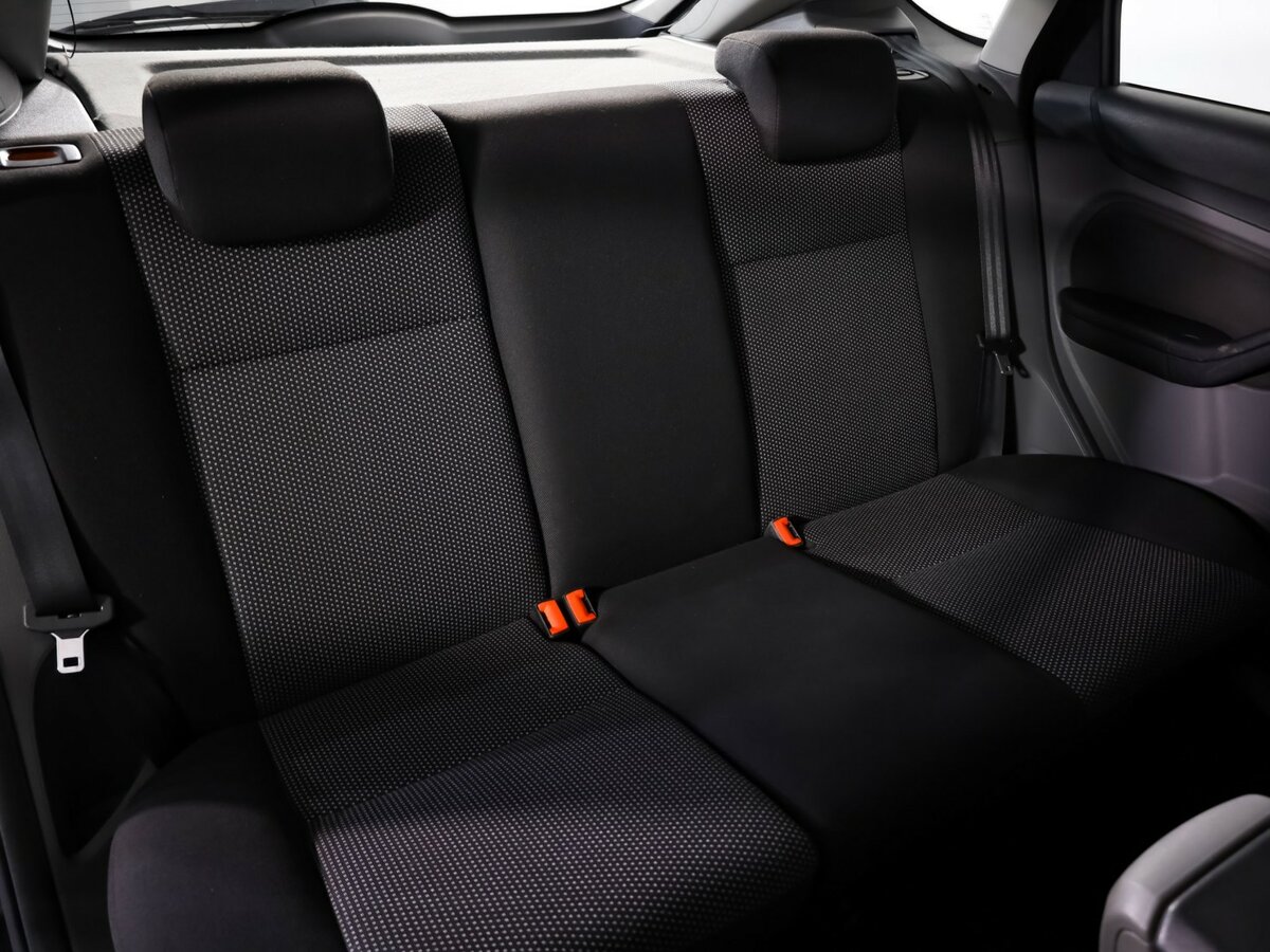 Ford Focus с пробегом — 2011 год. Фото: #18