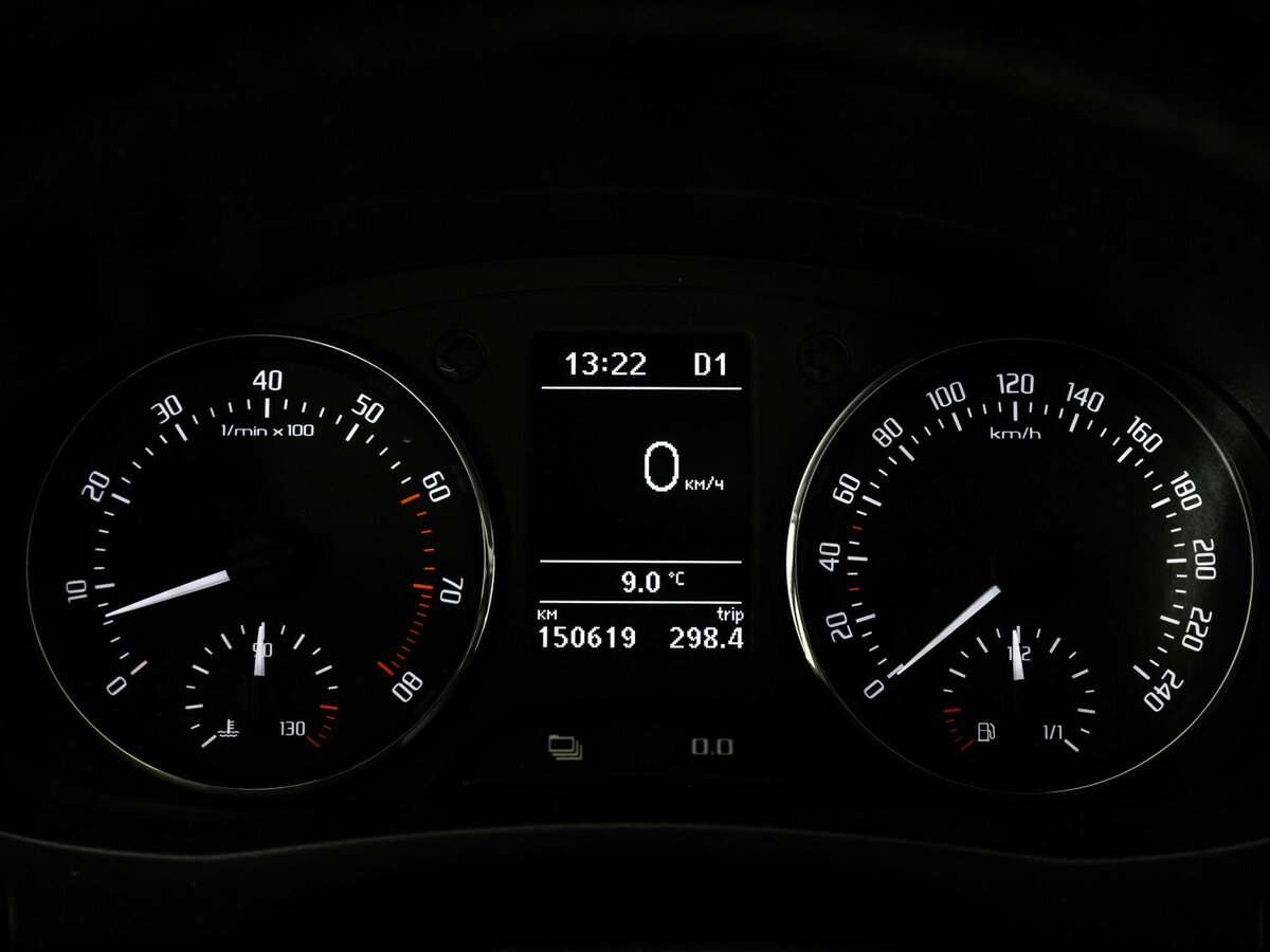 Skoda Fabia с пробегом — 2011 год. Фото: #12