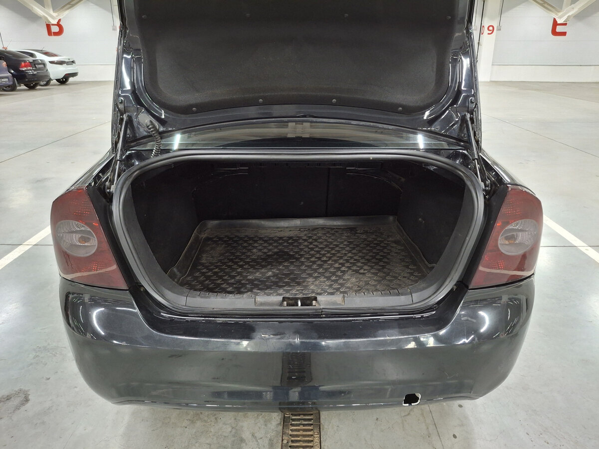 Ford Focus с пробегом — 2008 год. Фото: #9