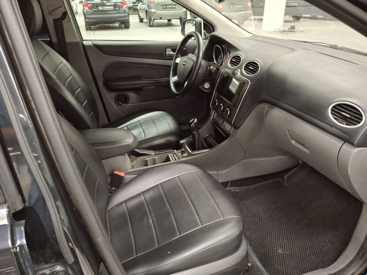 Ford Focus с пробегом — 2008 год. Фото: #10