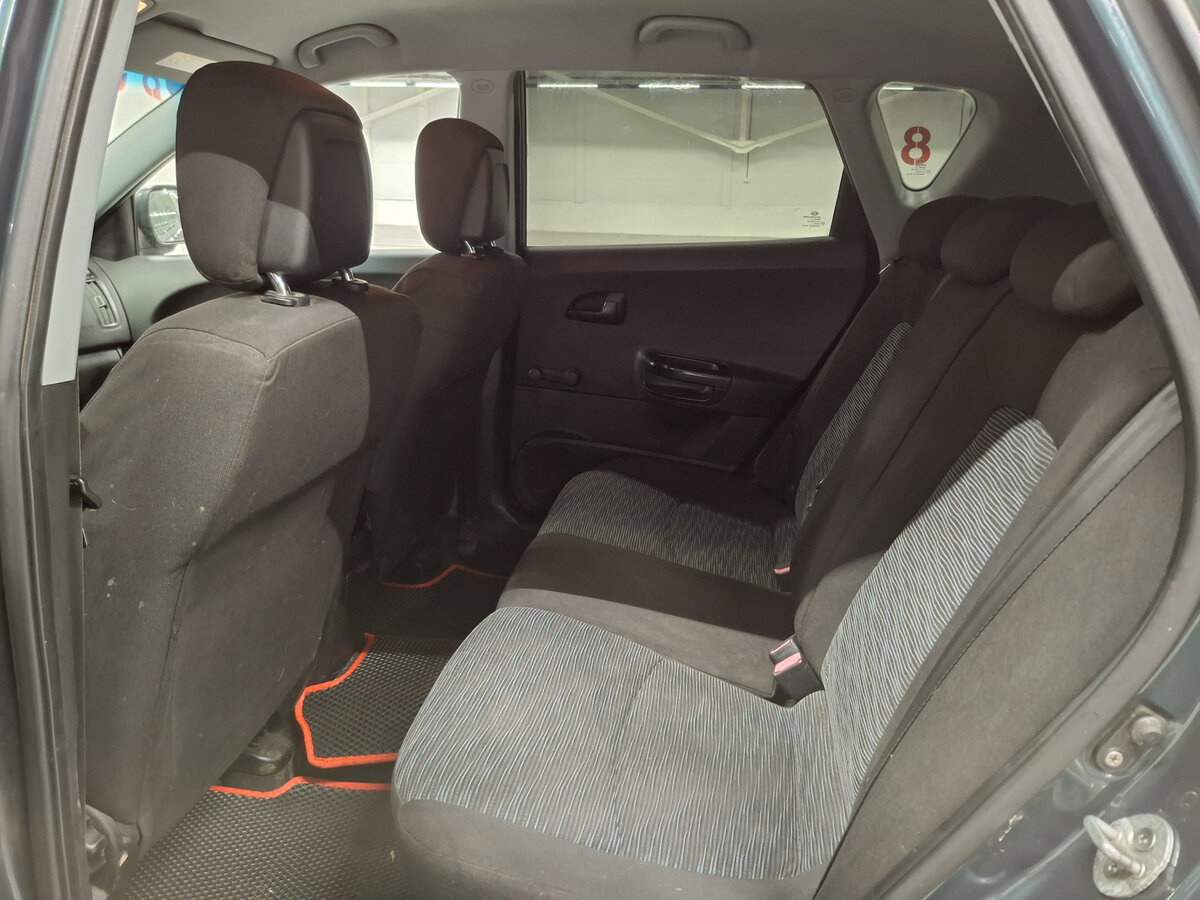 Kia Ceed с пробегом — 2008 год. Фото: #11