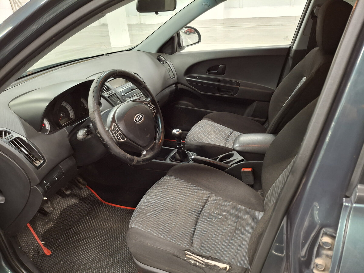 Kia Ceed с пробегом — 2008 год. Фото: #15