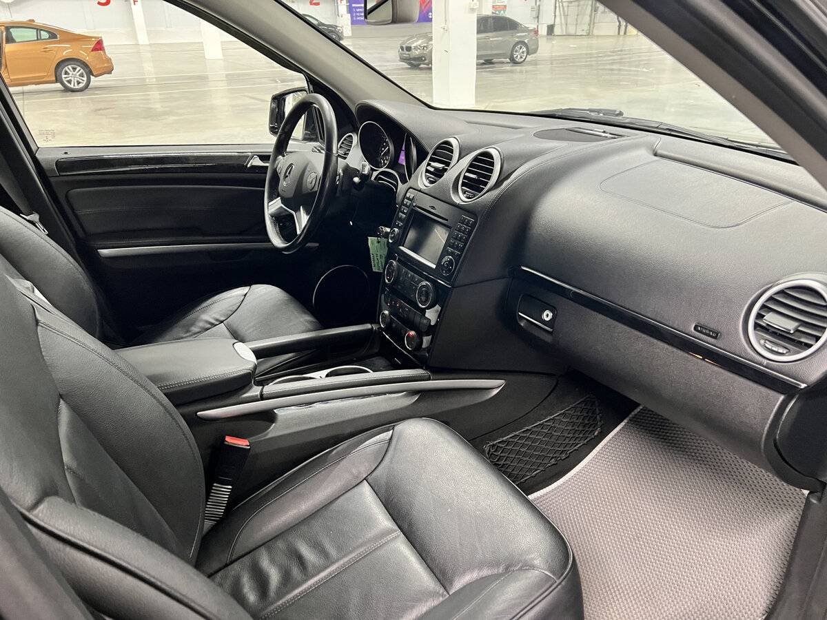 Mercedes-Benz GL-Класс с пробегом — 2011 год. Фото: #10