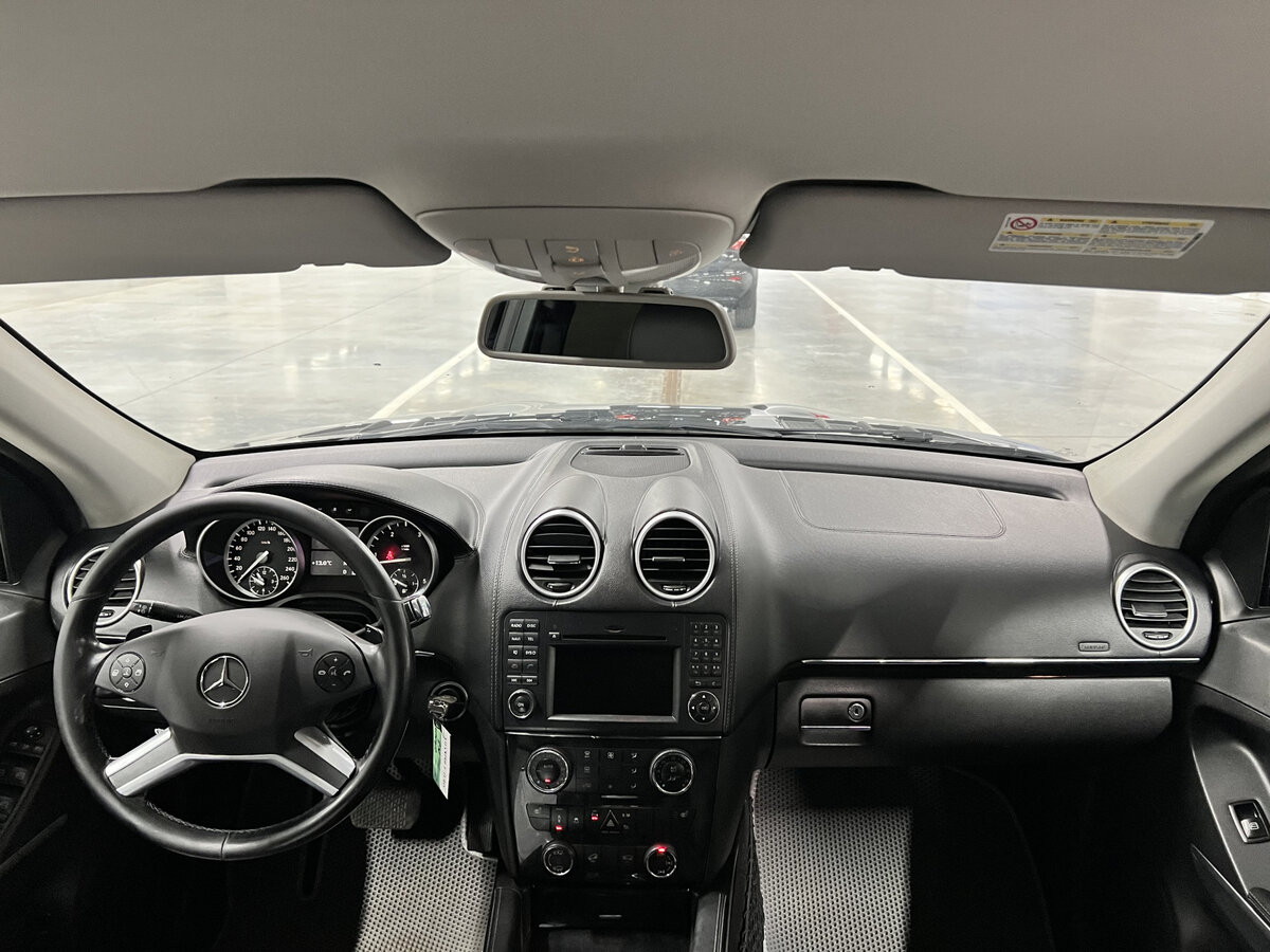 Mercedes-Benz GL-Класс с пробегом — 2011 год. Фото: #13