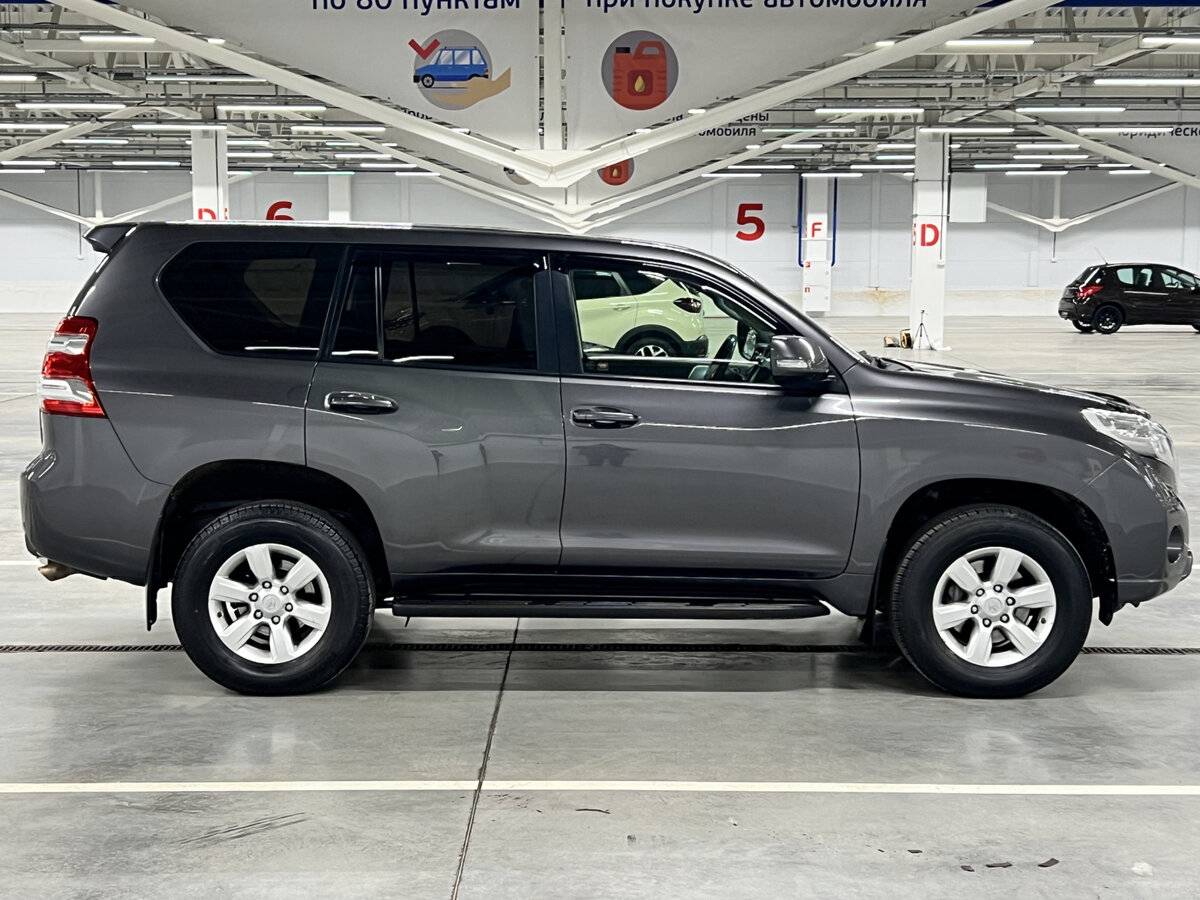 Toyota Land Cruiser Prado с пробегом — 2015 год. Фото: #3