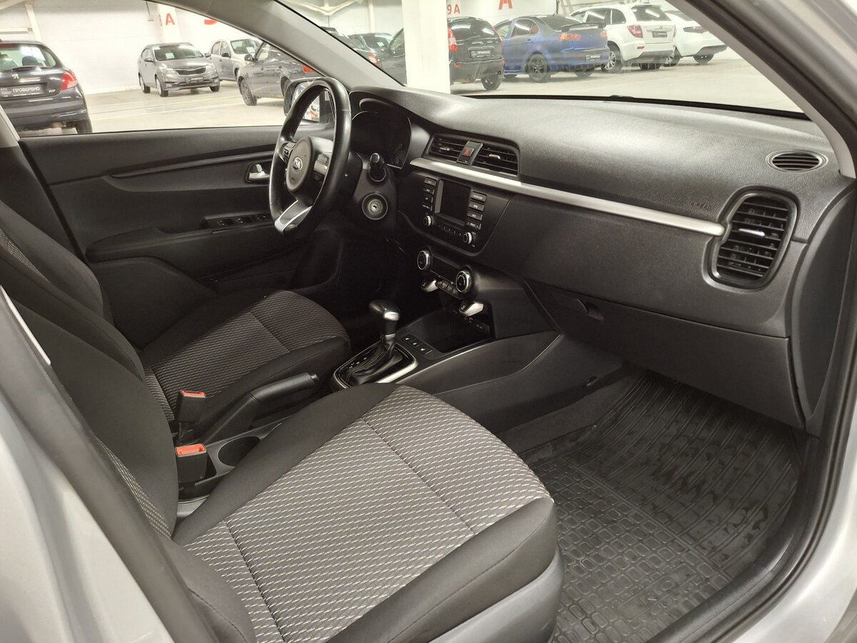 Kia Rio с пробегом — 2019 год. Фото: #10