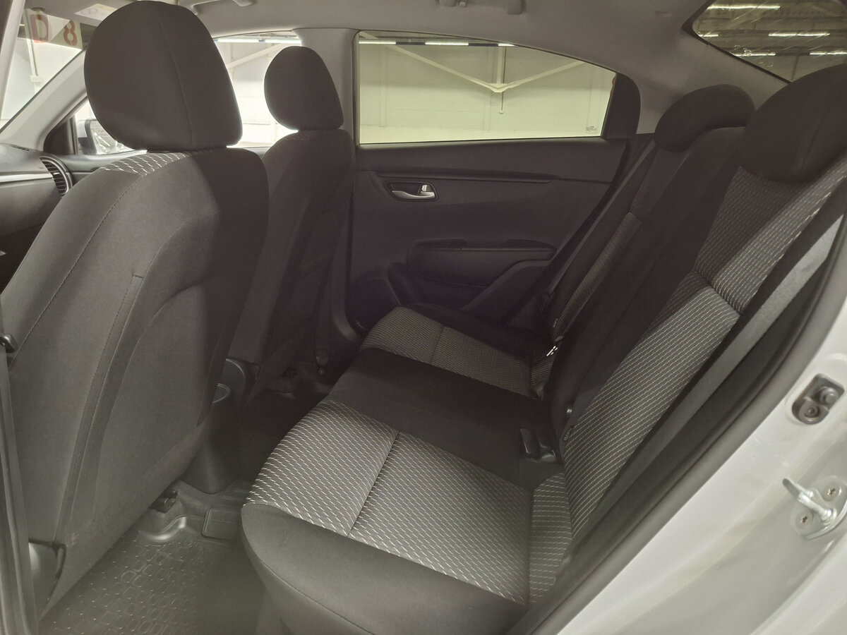 Kia Rio с пробегом — 2019 год. Фото: #11