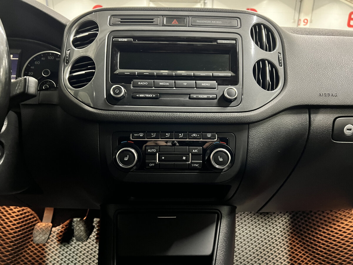 Volkswagen Tiguan с пробегом — 2014 год. Фото: #14