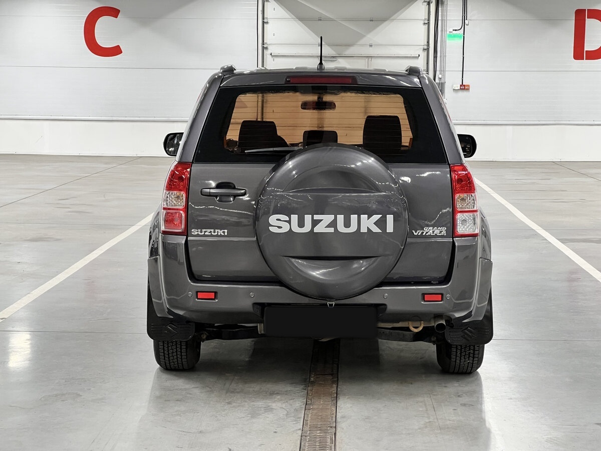 Suzuki Grand Vitara с пробегом — 2010 год. Фото: #5
