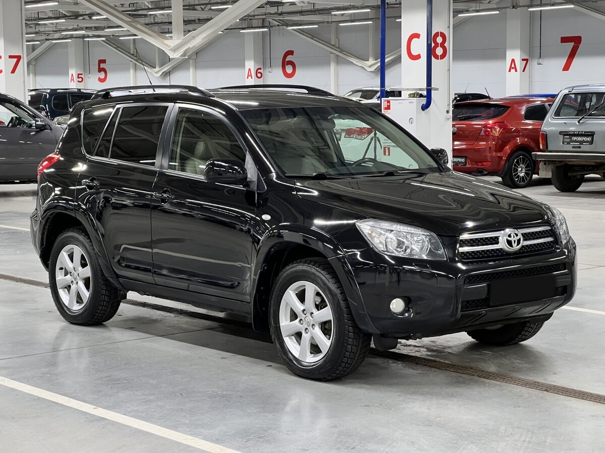 Toyota RAV4 с пробегом — 2008 год. Фото: #2