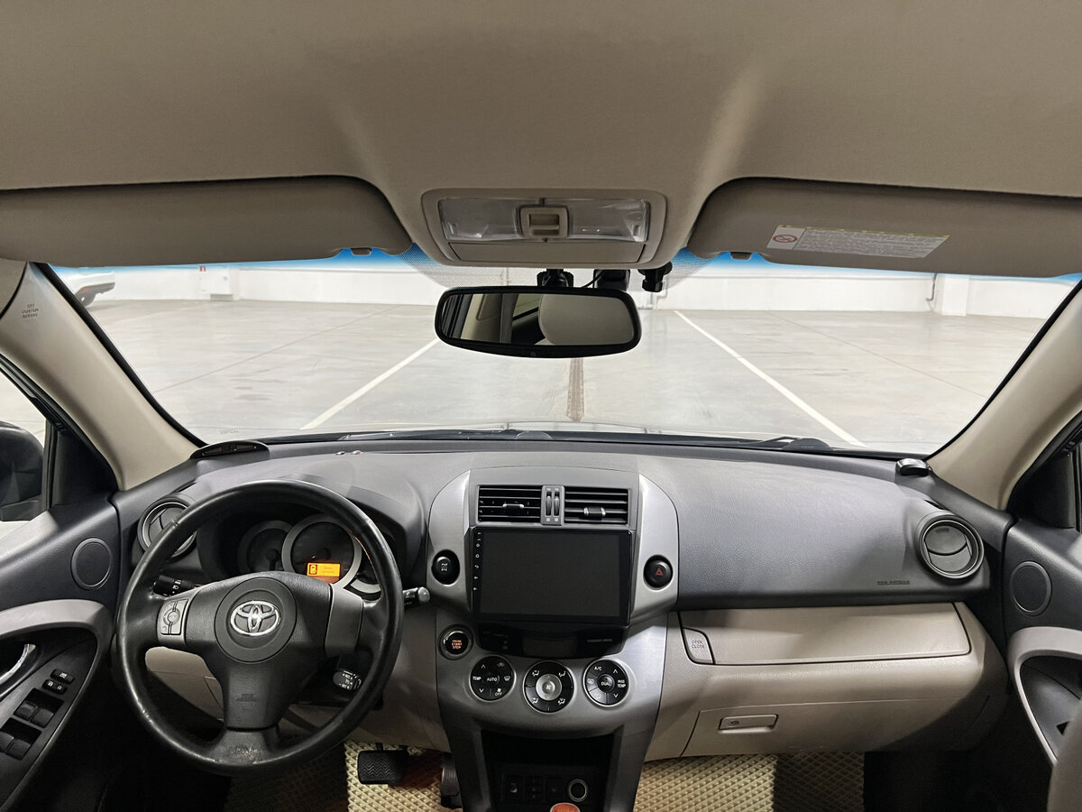 Toyota RAV4 с пробегом — 2008 год. Фото: #13