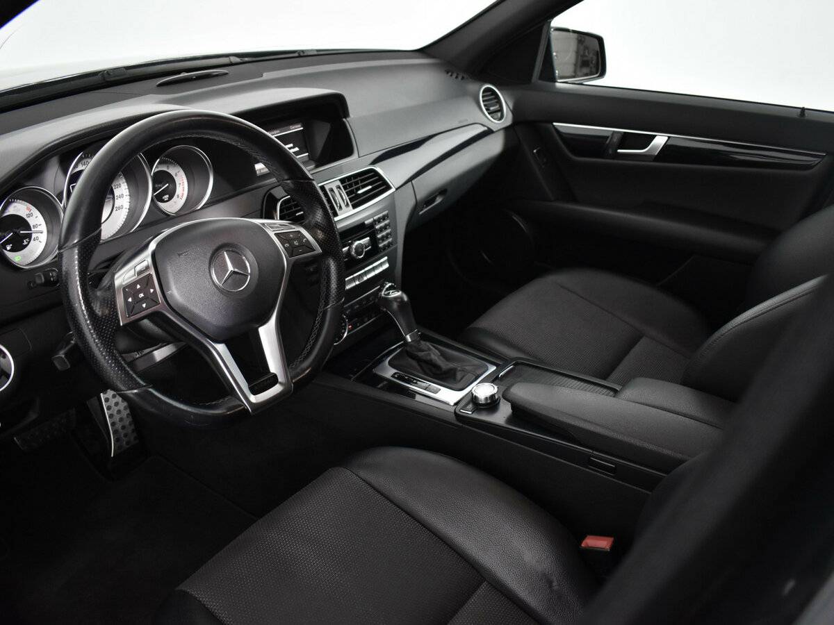 Mercedes-Benz C-Класс с пробегом — 2011 год. Фото: #7