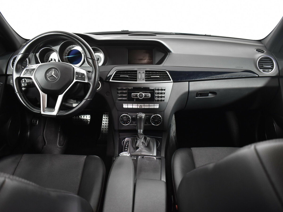 Mercedes-Benz C-Класс с пробегом — 2011 год. Фото: #9