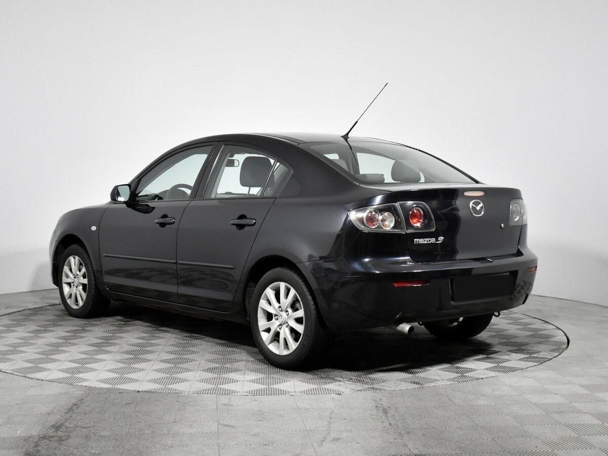 Mazda 3 с пробегом — 2008 год. Фото: #6
