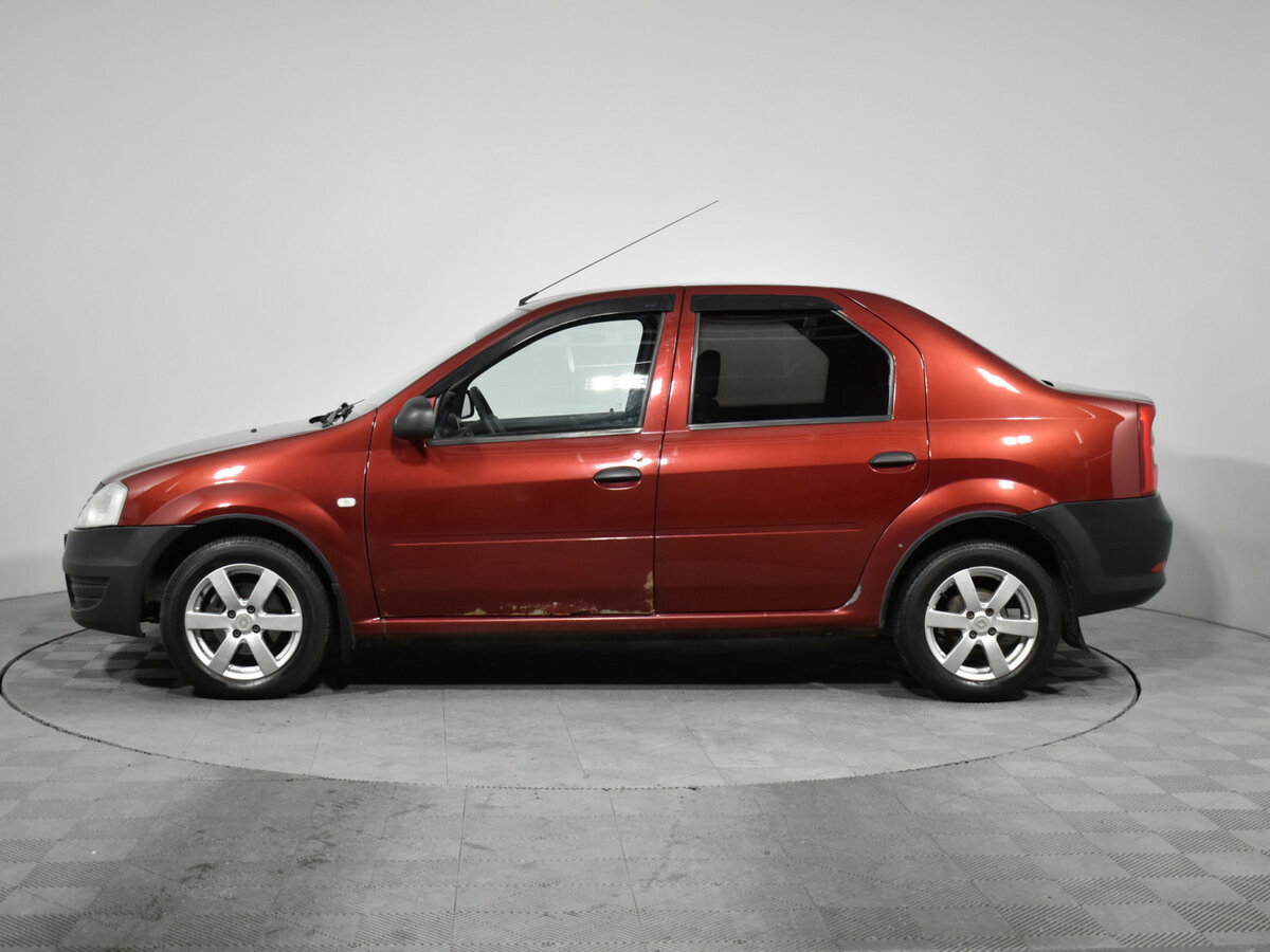 Renault Logan с пробегом — 2013 год. Фото: #7