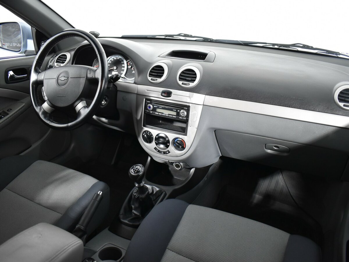 Chevrolet Lacetti с пробегом — 2010 год. Фото: #9
