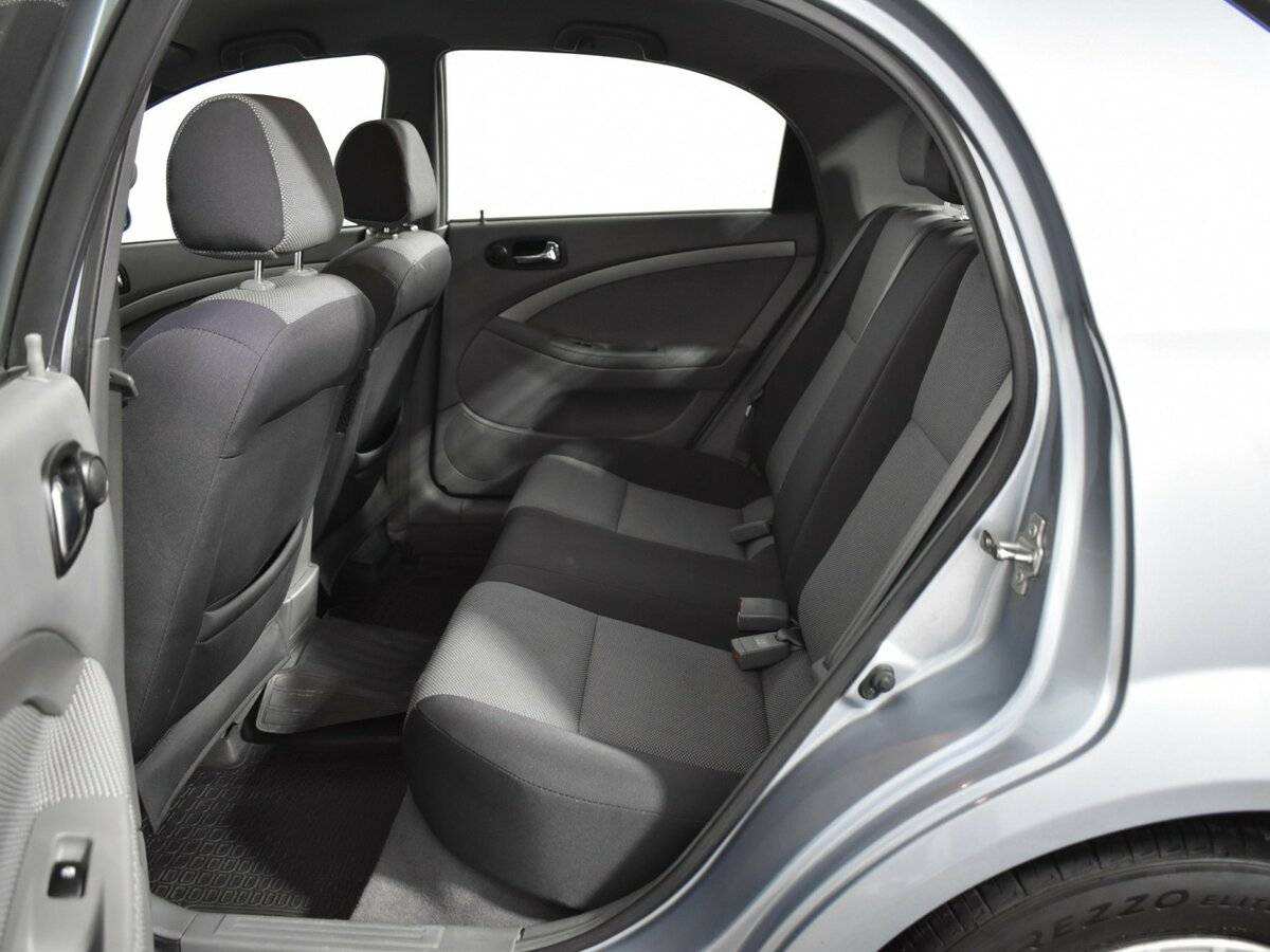 Chevrolet Lacetti с пробегом — 2010 год. Фото: #11