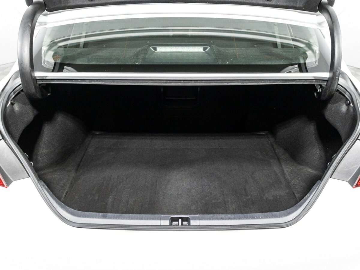 Toyota Camry с пробегом — 2021 год. Фото: #12