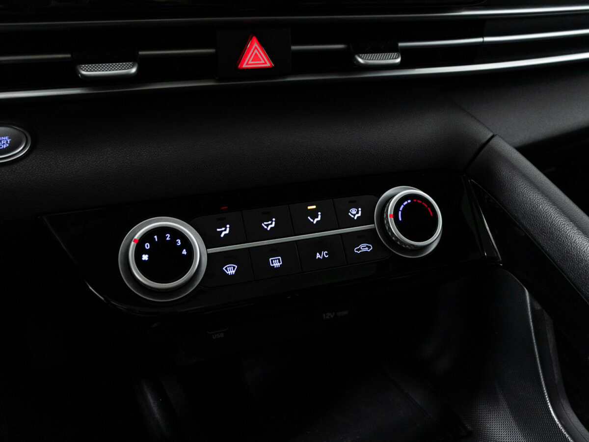 Hyundai Elantra с пробегом — 2023 год. Фото: #15