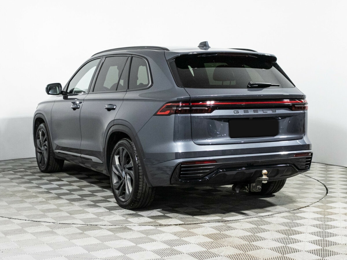 Geely Monjaro с пробегом — 2023 год. Фото: #6