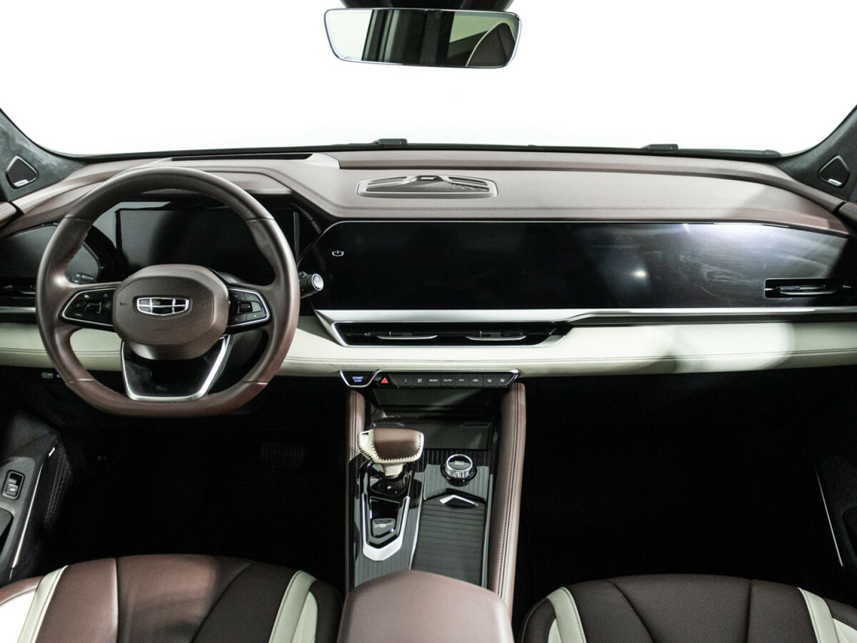 Geely Monjaro с пробегом — 2023 год. Фото: #12