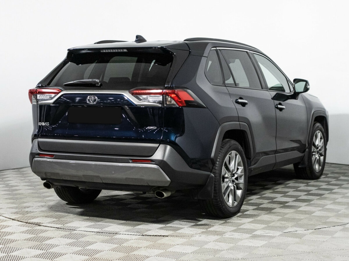 Toyota RAV4 с пробегом — 2019 год. Фото: #4