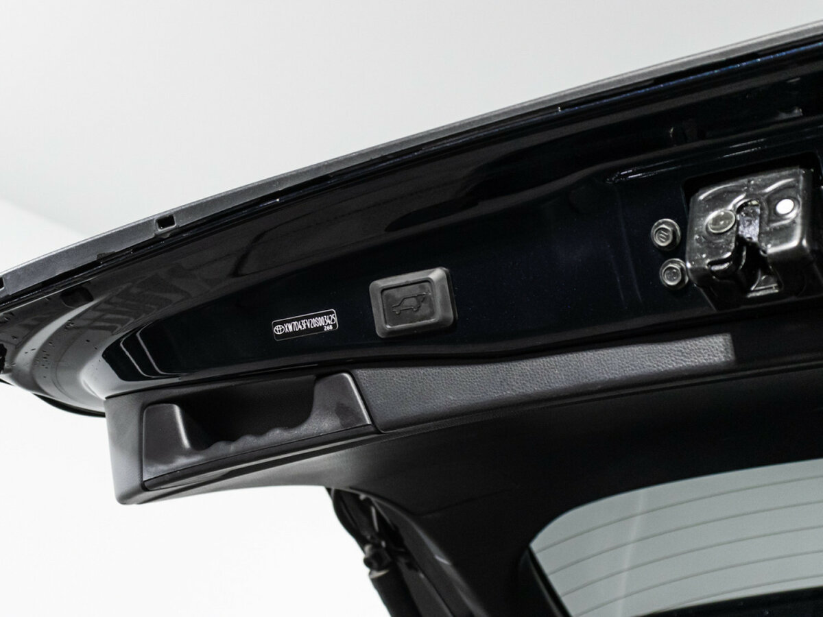 Toyota RAV4 с пробегом — 2019 год. Фото: #22