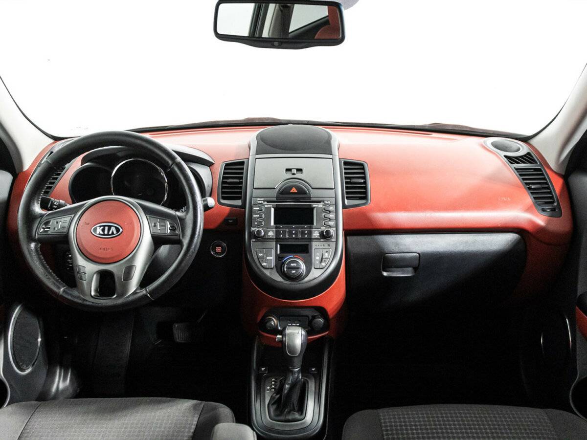Kia Soul с пробегом — 2010 год. Фото: #12