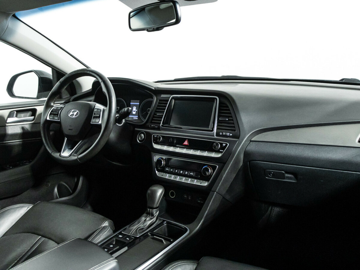 Hyundai Sonata с пробегом — 2018 год. Фото: #7