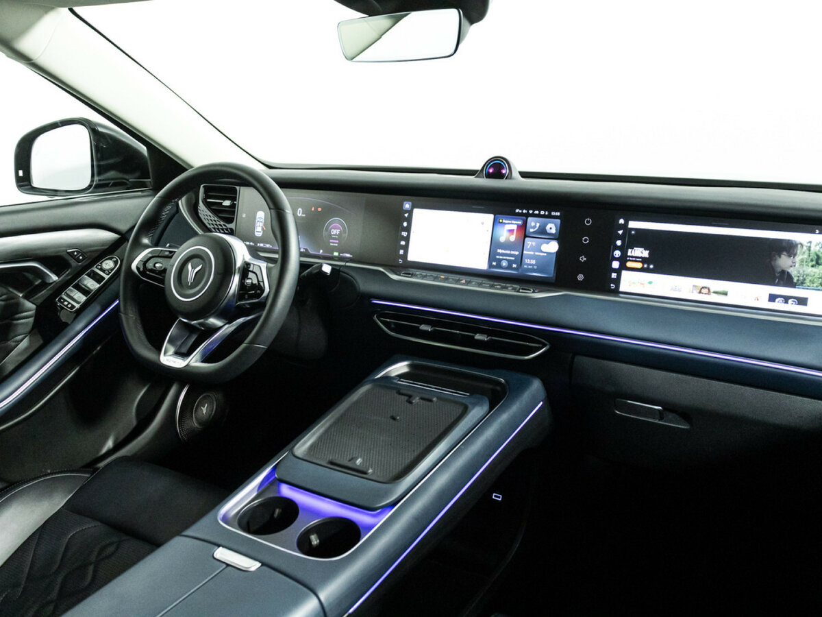 Voyah Free с пробегом — 2023 год. Фото: #8