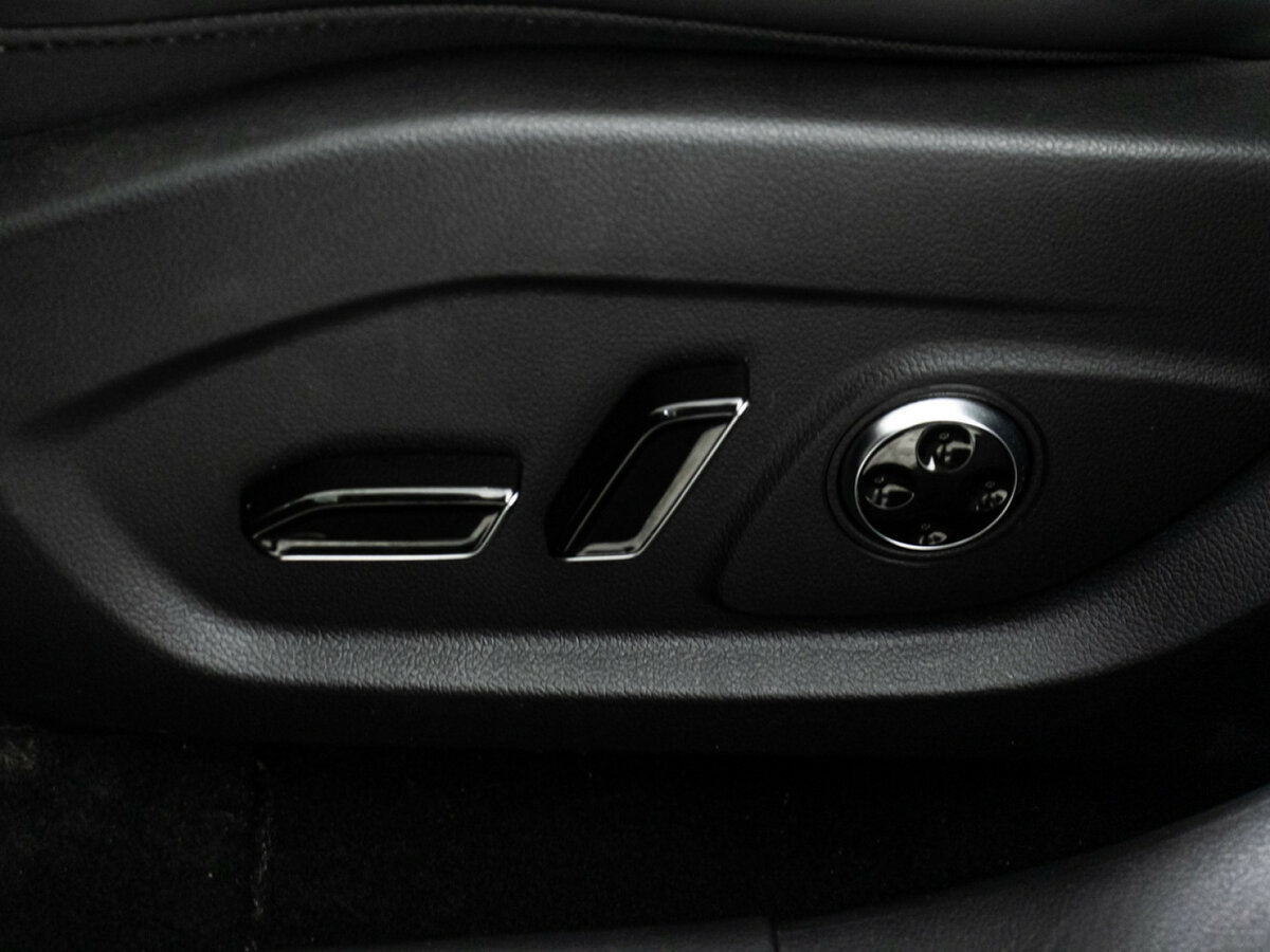 Voyah Free с пробегом — 2023 год. Фото: #14