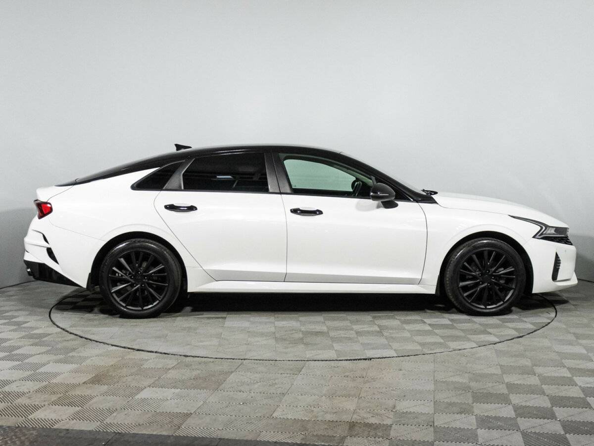 Kia K5 с пробегом — 2021 год. Фото: #3