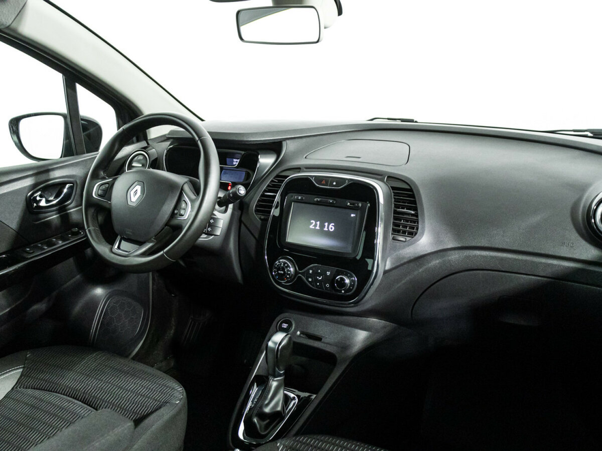 Renault Kaptur с пробегом — 2017 год. Фото: #8