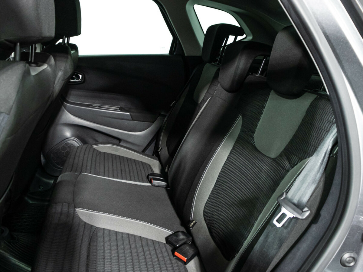 Renault Kaptur с пробегом — 2017 год. Фото: #9