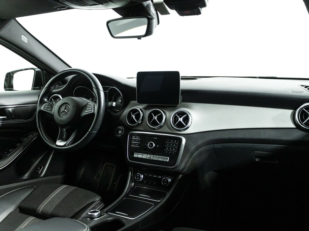 Mercedes-Benz GLA с пробегом — 2019 год. Фото: #7