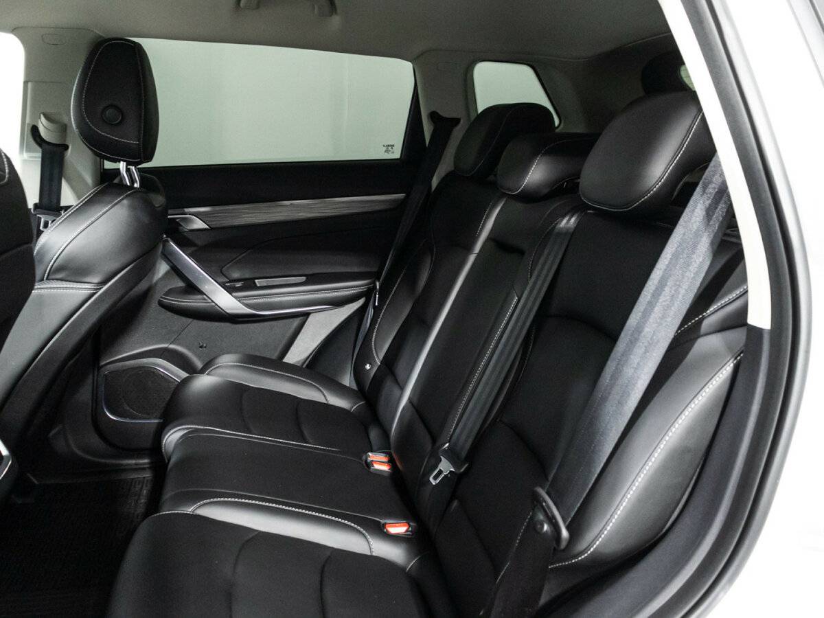 Geely Atlas Pro с пробегом — 2023 год. Фото: #9