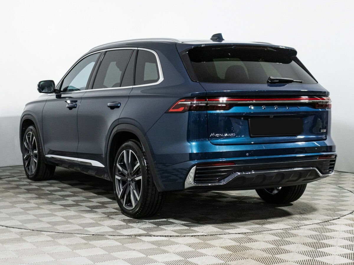 Geely Monjaro с пробегом — 2024 год. Фото: #6