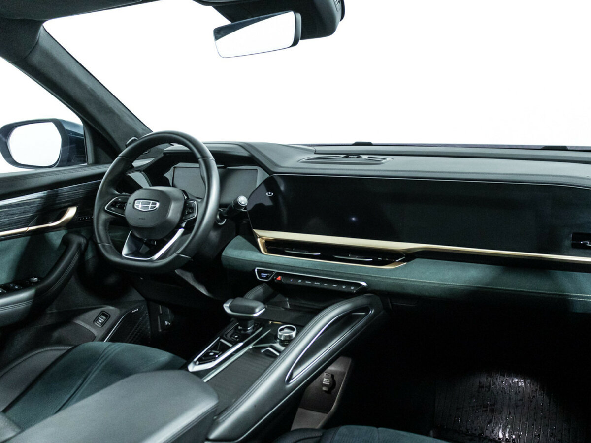 Geely Monjaro с пробегом — 2024 год. Фото: #8