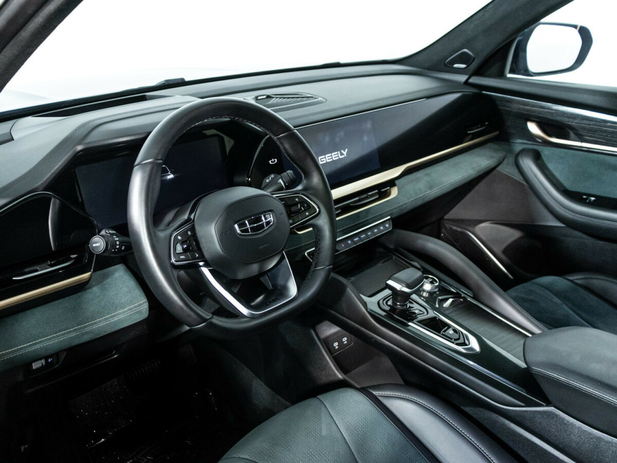 Geely Monjaro с пробегом — 2024 год. Фото: #10