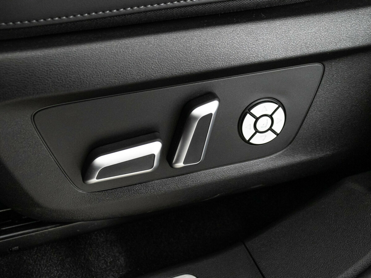 Tank 300 с пробегом — 2023 год. Фото: #12