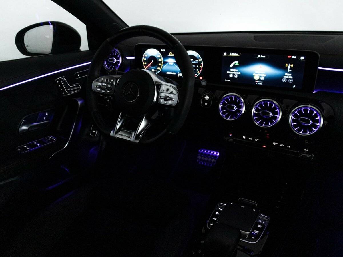 Mercedes-Benz CLA AMG с пробегом — 2019 год. Фото: #18