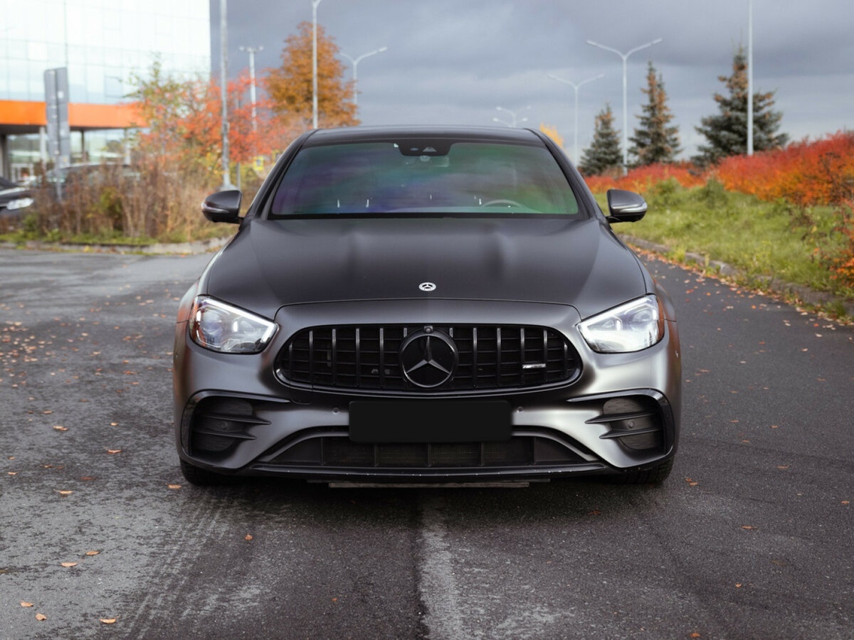 Mercedes-Benz E-Класс AMG с пробегом — 2021 год. Фото: #2
