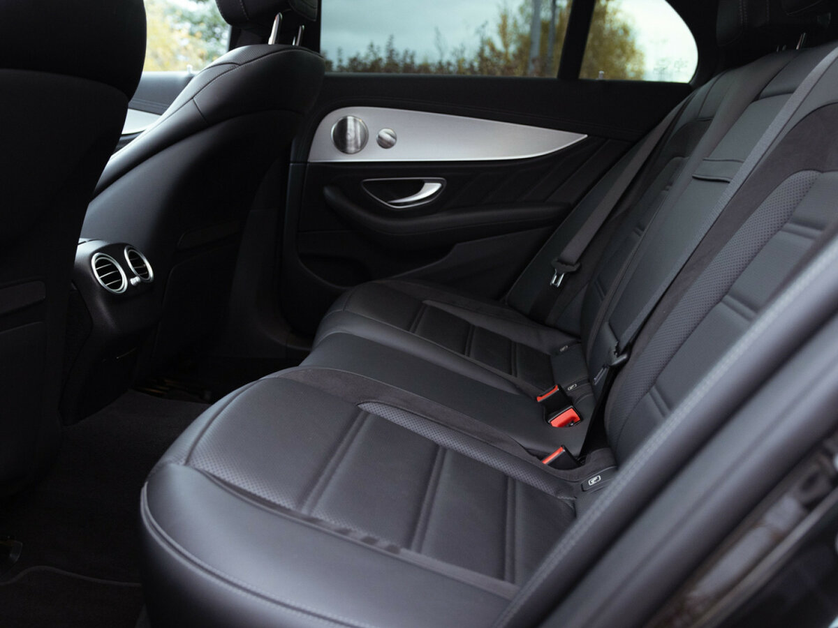 Mercedes-Benz E-Класс AMG с пробегом — 2021 год. Фото: #16