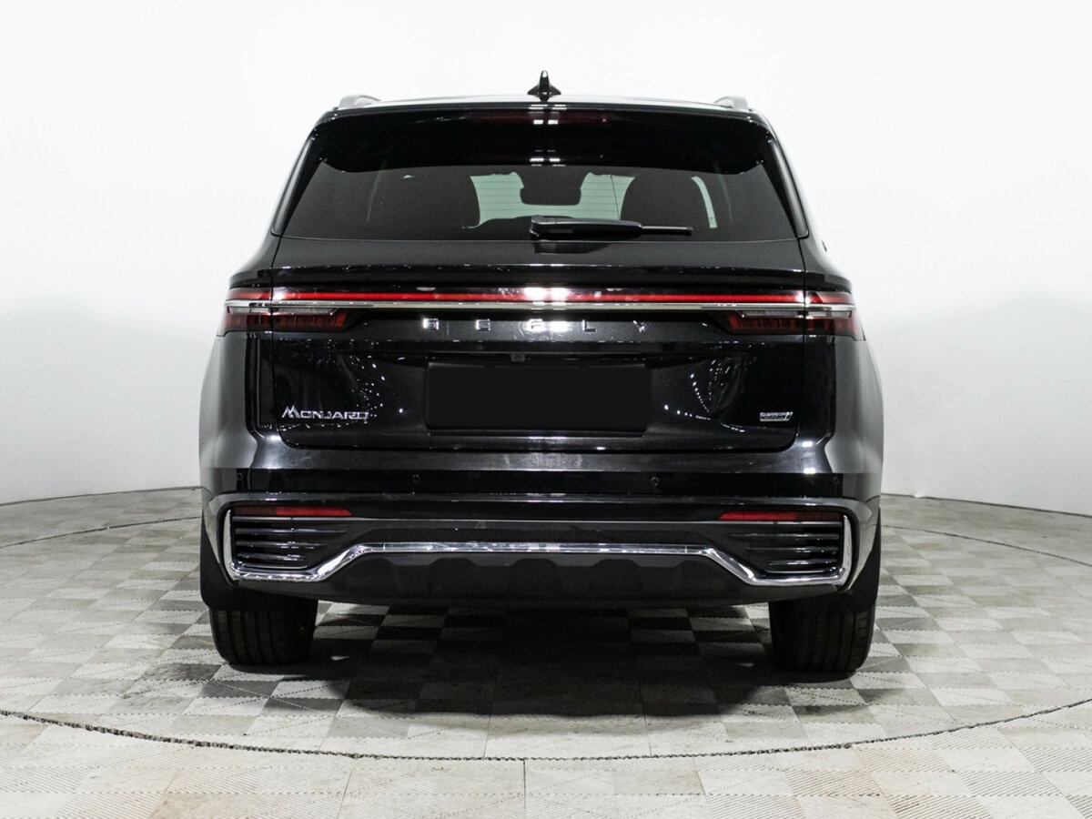 Geely Monjaro с пробегом — 2024 год. Фото: #4